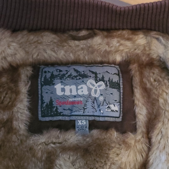 TNA Coat - Picture 3 of 3